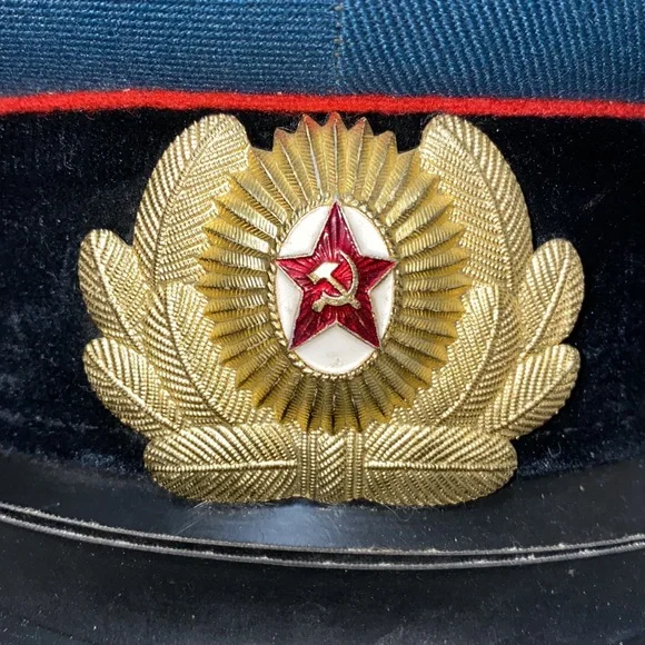 Russian Hat - Picture 5 of 7